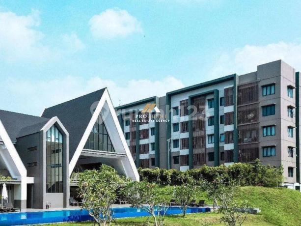 Ready-to-Occupy Apartment - Strategic Location and Mount Salak View