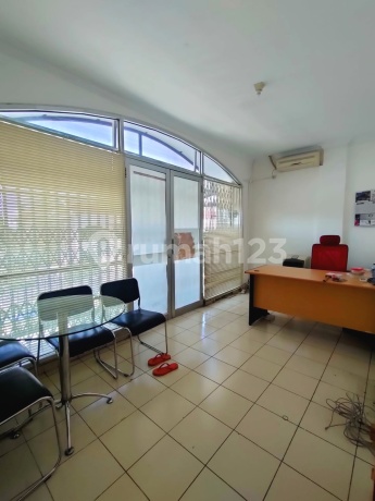 Ruko 2½ Lantai Di Komplek Ruko Surapati Core (sucor) Kec Cibeunying Kidul Kota Bandung