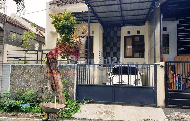 Rumah Minimalis Di Metro Residence Bandulan Lahan Belakang Luas