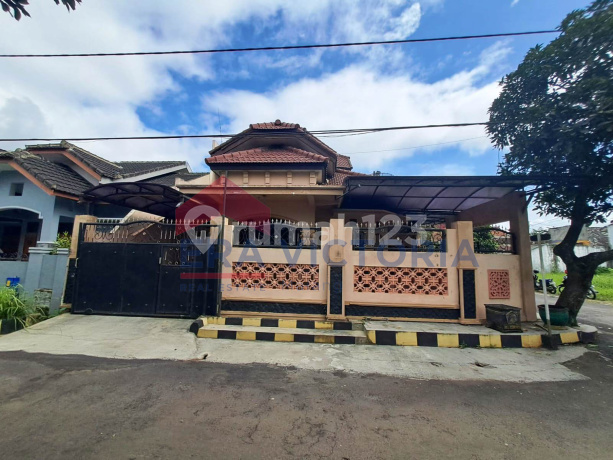 Rumah Pojokan Di Puri Cempaka Putih 3 Kawasan Industri Buring