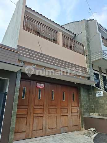 Rumah di Pancoran Mas - Depok, Megah, Mewah, Hot Sale, 1,45 M