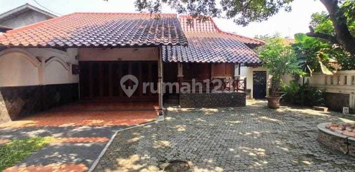 Rumah di Cinere, Pangkalan Jati Indah, Depok