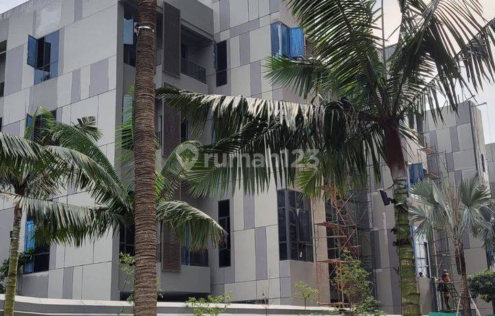 Apartemen Di Jakarta, Garden Villa, Hanya 4 Lantai, Siap Huni