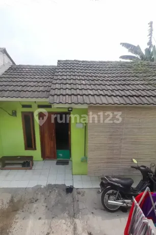 House in Taman Raya Rajeg