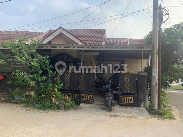 Rumah Hook Strategis di Villa Bogor Indah 3, Dekat Tol Borr & Sekolah Favorit Rumah Hook Strategis di Villa Bogor Indah 3, Dekat Tol Borr & Sekolah Favorit