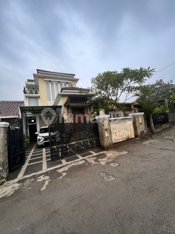 Rumah Mewah 2 Lantai Eksklusif di Komplek Pdk, Bogor Utara- Siap Huni! Rumah Mewah 2 Lantai Eksklusif di Komplek Pdk, Bogor Utara- Siap Huni!