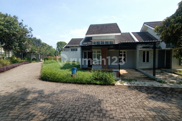 Murah! Rumah Hook Dibawah Harga Pasar 1 Menit Exit Tol Sentul City, Bogor