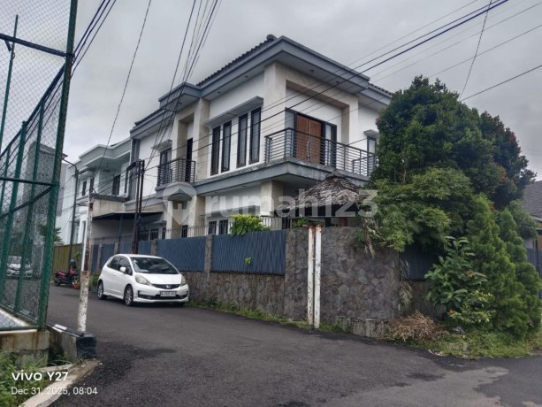 Luxury House Ready to Occupy Twin Wings Bkr Hook Luxury House Ready to Occupy Twin Wings Bkr Hook