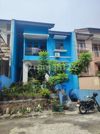 2-Story House in Panorama Bukit Cinere with SHM