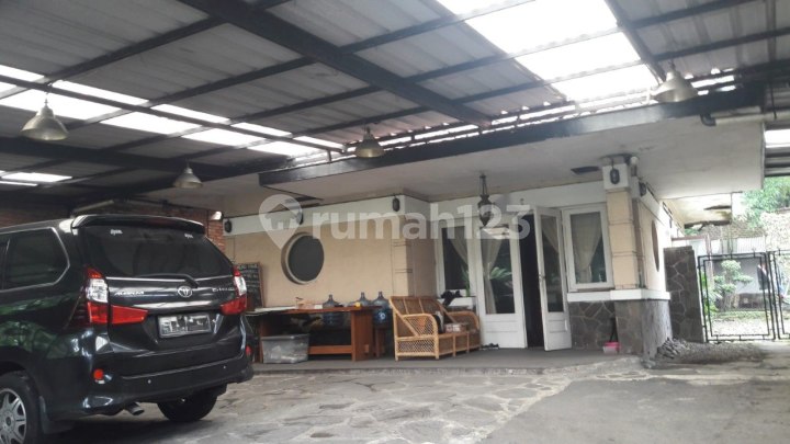 rumah minimalis mainroad deket wisata di cikapundung