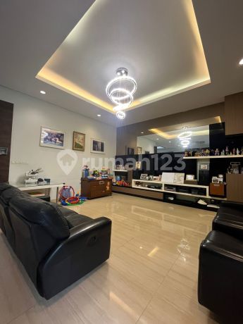Luxury House Budi Asih