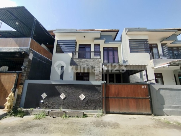 Rumah Modern Minimalis 3Kt di Taman Jimbaran, SHM & IMB Rumah Modern Minimalis 3Kt di Taman Jimbaran, SHM & IMB