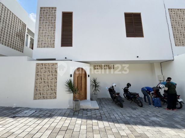 Brand New Mediterranean Villa Canggu Fully Furnished 