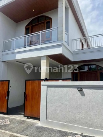 Rumah Semi Villa Nuansa Hijau di Ubung Denpasar - SHM