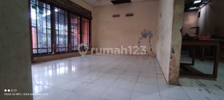 Rumah di Komplek Ciledug Indah Tangerang Lokasi Strategis Nego