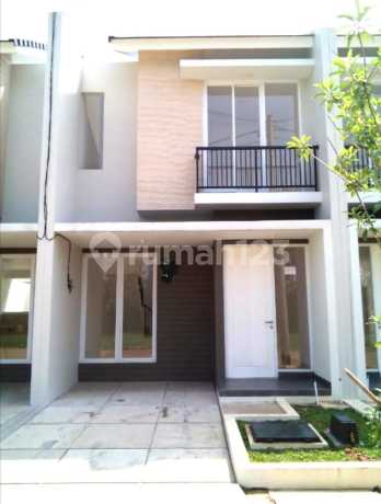 Rumah Magnolia Residences, Lokasi di Jatake, Sangat Strategis
