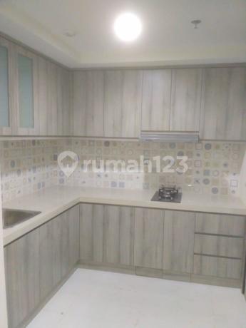 Apartemen Sherwood Residence Kelapa Gading 3+1 Bedroom Apartemen Sherwood Residence Kelapa Gading 3+1 Bedroom