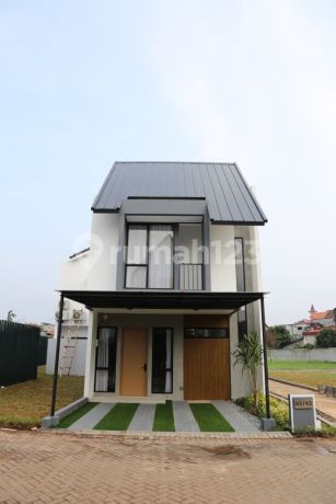 Dijual Rumah 2lt Brand New Di Jakarta Timur Dekqt Kemana.mana Dekat Tol