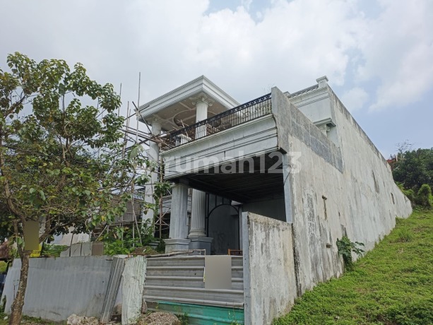  Dijual Rumah Bali Hill di Sentul City 