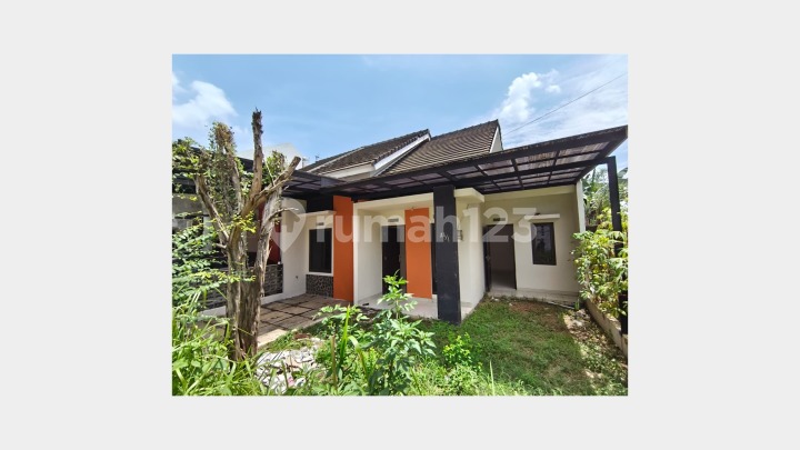 Dijual Rumah di Komplek Pesona Intiland Jl. Raya Cilebut, Kel. Sukaresmi, Kec. Tanah Sereal, Kota Bogor Dijual Rumah di Komplek Pesona Intiland Jl. Raya Cilebut, Kel. Sukaresmi, Kec. Tanah Sereal, Kota Bogor