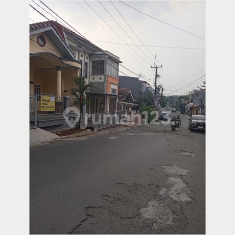 Dijual rumah nyaman yg siap huni di Perum Dian asri 2 Cibinong Dijual rumah nyaman yg siap huni di Perum Dian asri 2 Cibinong