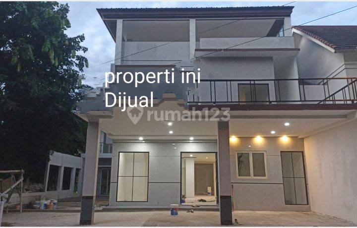 Rumah Baru 3 lantai Renovasi di Cluster Andalusia Sentul City