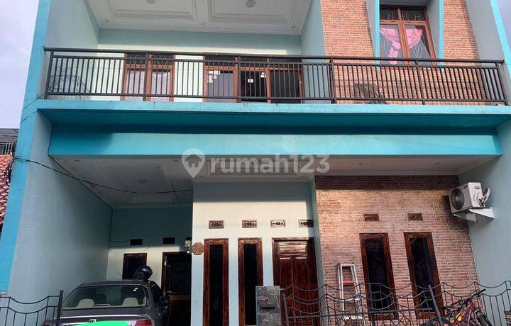 Rumah 2 Lantai Di Graha Pesona Cisaranten Wetan