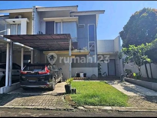 House in Urbana Place Cluster, Bintaro, South Tangerang House in Urbana Place Cluster, Bintaro, South Tangerang