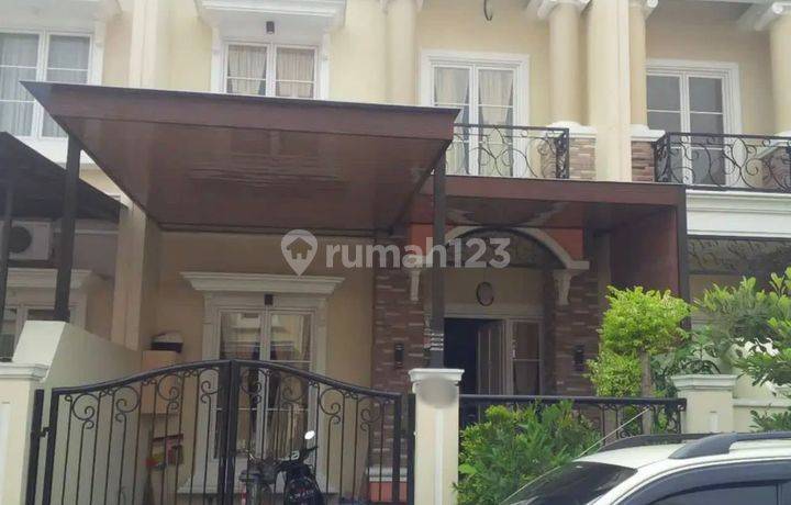 Rumah 2 lantai sudah renovasi di Cluster The Royal residence jakarta timur, dijual cepat