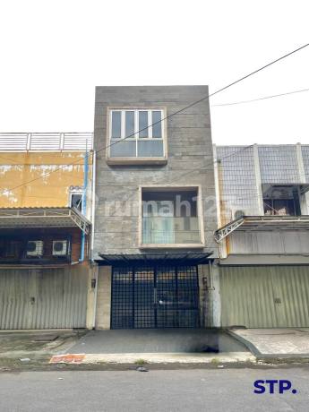 Ruko di Ngagel Jaya Indah 3 Lantai Strategis Full AC + Furnished Ruko di Ngagel Jaya Indah 3 Lantai Strategis Full AC + Furnished