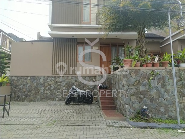 Dijual Rumah Di Komp Pesona Bali City View Ciwaruga Bandung