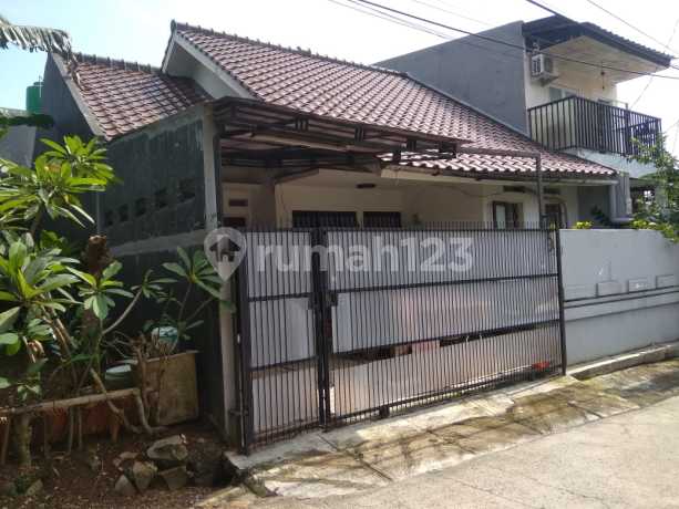 Hunian Cantik 1 Lantai Dalam Komplek di Cinere Dekat Akses Pintu Tol Hunian Cantik 1 Lantai Dalam Komplek di Cinere Dekat Akses Pintu Tol