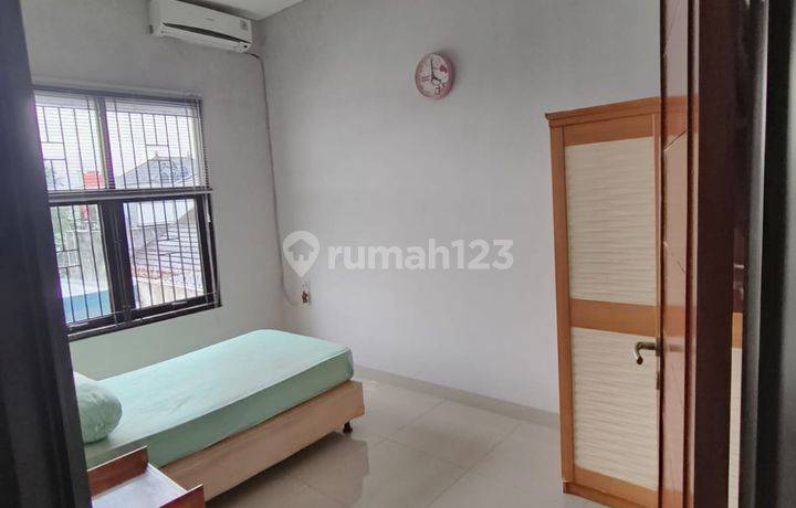 Dijual Rumah Cantik 2 Lantai Area Graha Puragabaya Cijawura