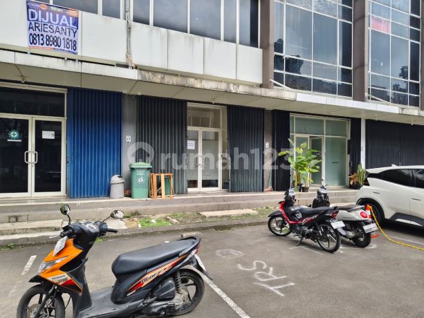 Ruko Prominence 4 Lantai Luas 300 Meter HGB Bagus Furnished Dekat Kuliner Alam Sutera, Tangerang