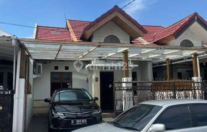 Rumah siap huni dalam cluster setra dago antapani jarang ada
