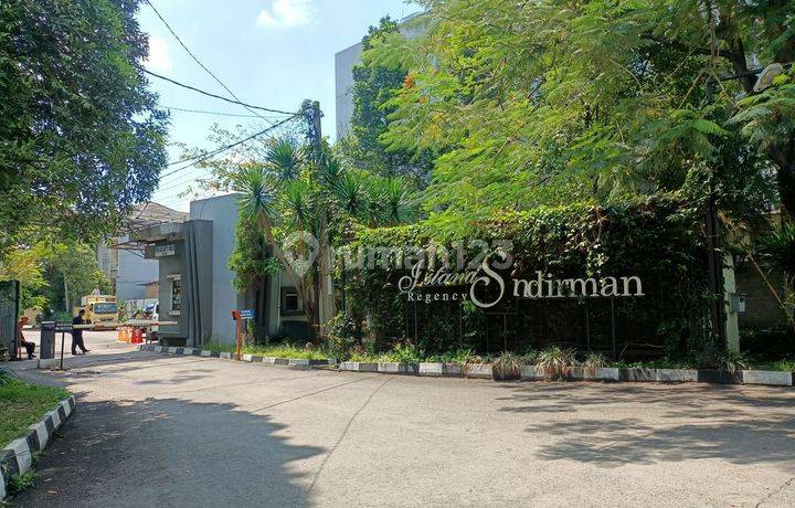 Dijual Dibawah Pasaran Rumah Di Komplek Istana Regency Sudirman