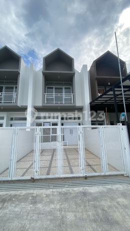 House 2@floor Cisaranten Many Discounts This Month