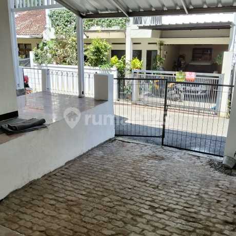 D Jual Rumah di Bojong Koneng Dekat Cikutra Baru Renov 800Jutaa D Jual Rumah di Bojong Koneng Dekat Cikutra Baru Renov 800Jutaa