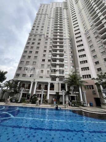 Quick Sale Waterplace Apartment 177 sqm Only 2.9M Negotiable Directly Faces Pool