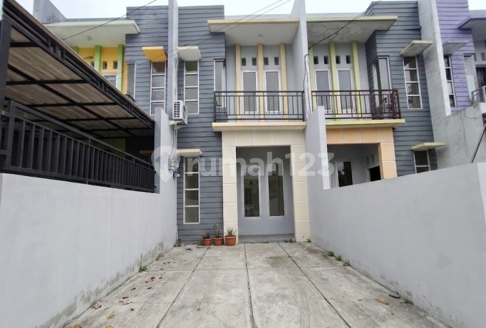 Rumah 2Lt di Perumahan Mutiara Garuda Teluk Naga 700Jutaan