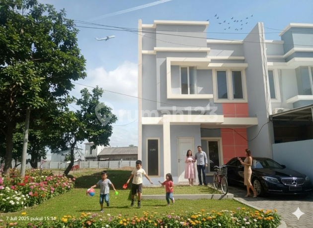 New House 2026 Hook Position 3 BR One Step to Airport and Station