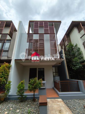 Whelford, Unit Gress Baru Renov