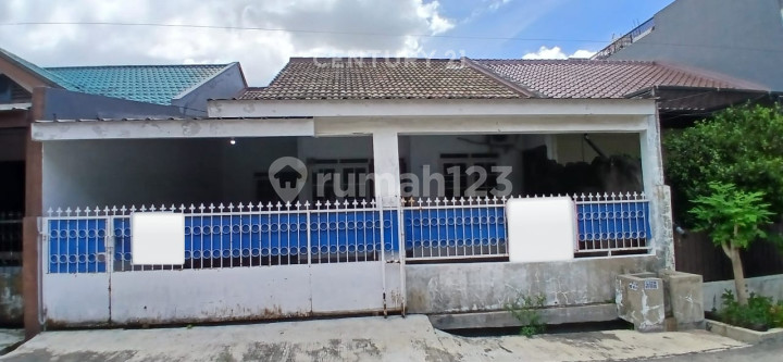 Strategic Area House in Taman Pajajaran Housing, Bogor