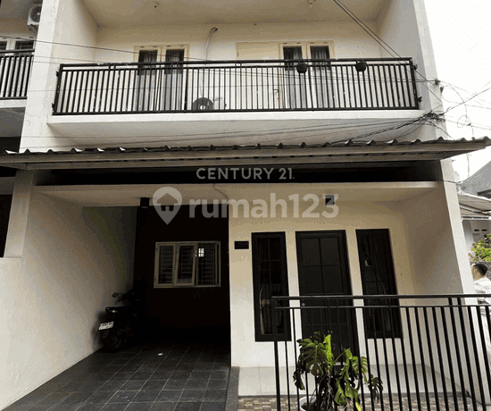 Rumah Strategis Di Perumahan Haji Jl Muzdalifah Cimahpar Bogor