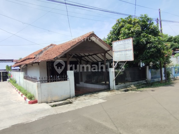 Rumah Strategis Dekat Tol Di Komplek BPT Jl Pajajaran Bogor Rumah Strategis Dekat Tol Di Komplek BPT Jl Pajajaran Bogor