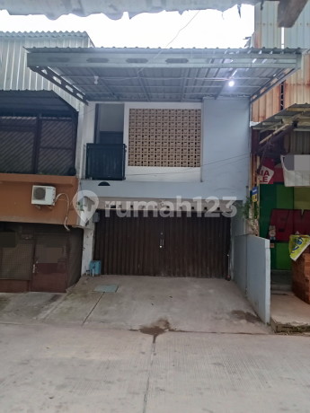 Ruko Siap Pakai 2 Lantai Tanahmas Dekat Pasar Dagangan Laris