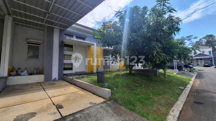 Ready-to-Occupy House Still in Excellent Condition Forest Hills Citraland Bsb City Ready-to-Occupy House Still in Excellent Condition Forest Hills Citraland Bsb City
