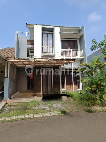 Ready-to-Occupy House in Taman Kenari Nusantara Cibubur Ready-to-Occupy House in Taman Kenari Nusantara Cibubur