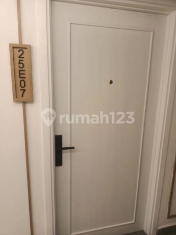 For sale quick 3BR Apartment on Kingland Avenue North Serpong For sale quick 3BR Apartment on Kingland Avenue North Serpong