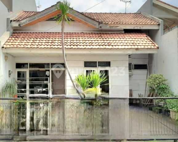 Dijual Rumah Metro Permata1 SHM Hadap Timur Laut, Kota Tangerang